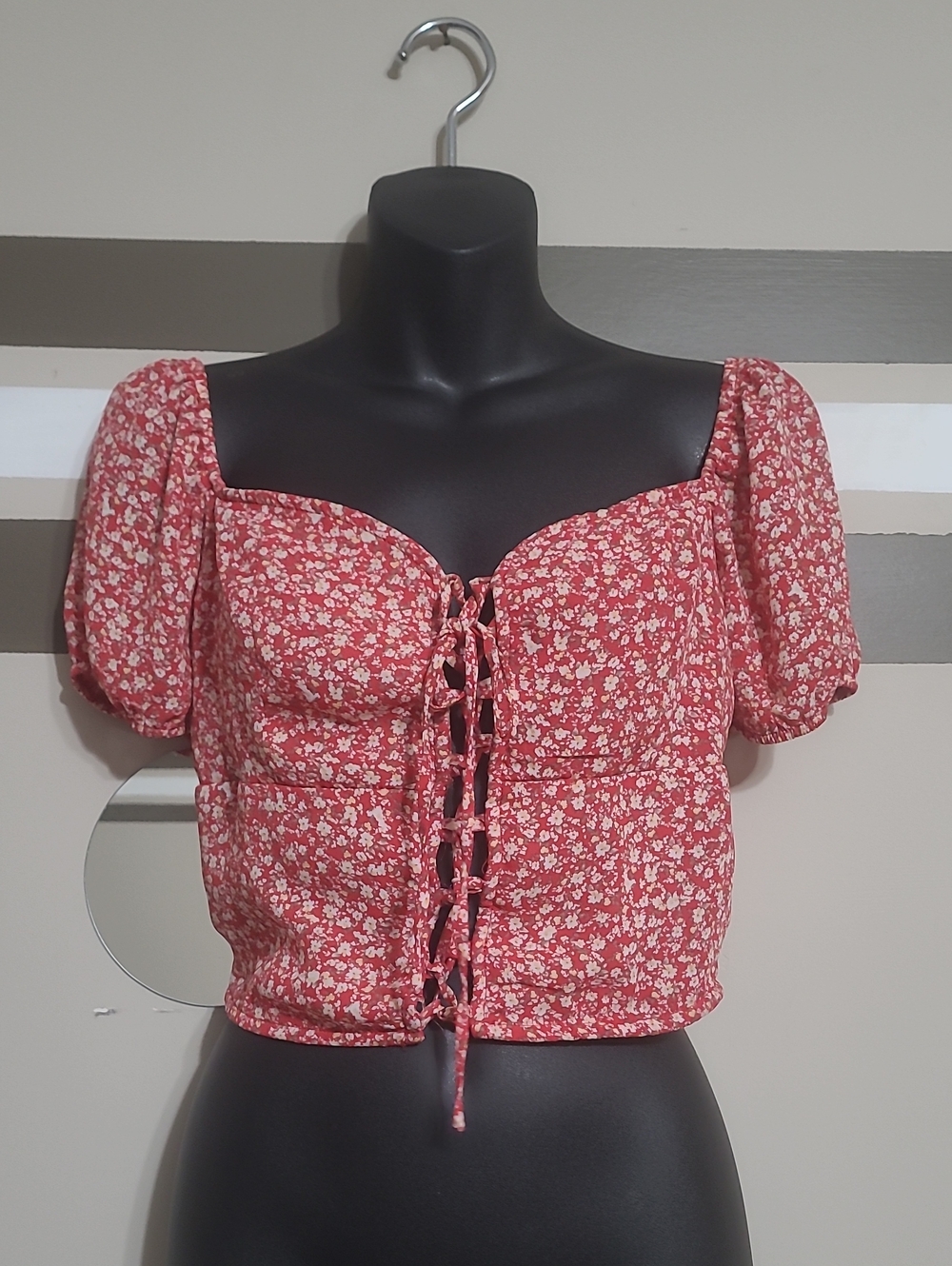⭐️Active USA Red Floral Y2K Tie-Front Puff Sleeve Crop Top Sz Med